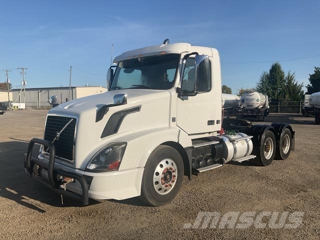 Volvo VNL Trekkers