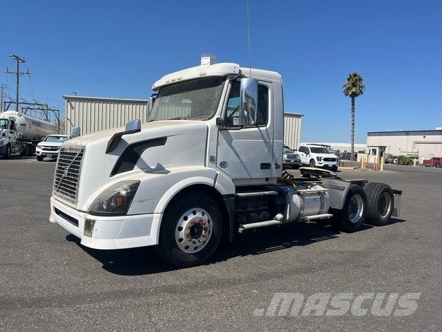 Volvo VNL Trekkers
