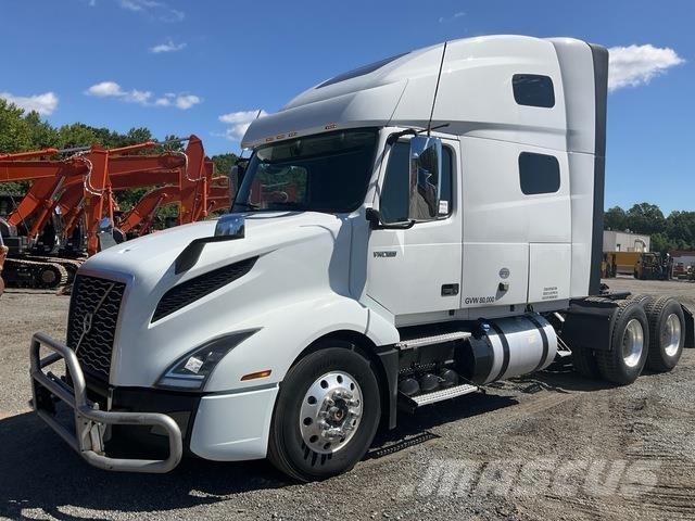 Volvo VNL760 Trekkers