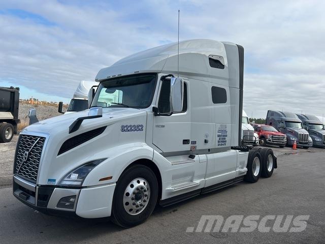 Volvo VNL760 Trekkers