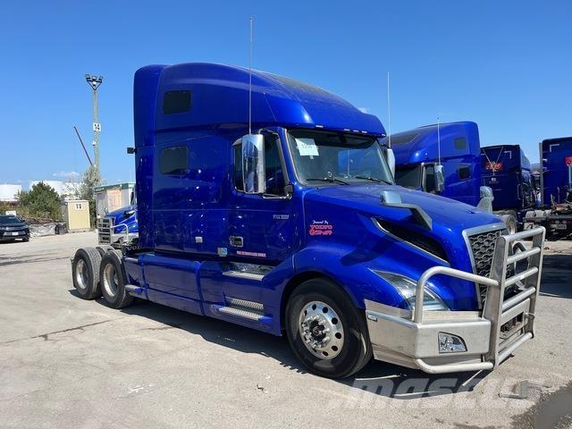 Volvo VNL760 Trekkers