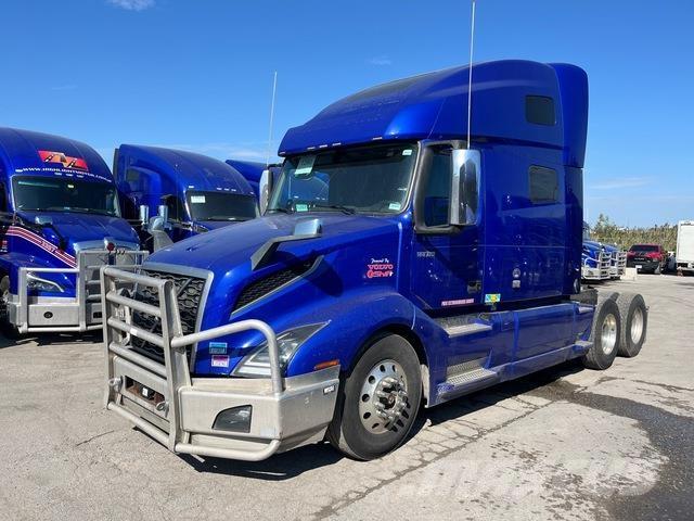 Volvo VNL760 Trekkers