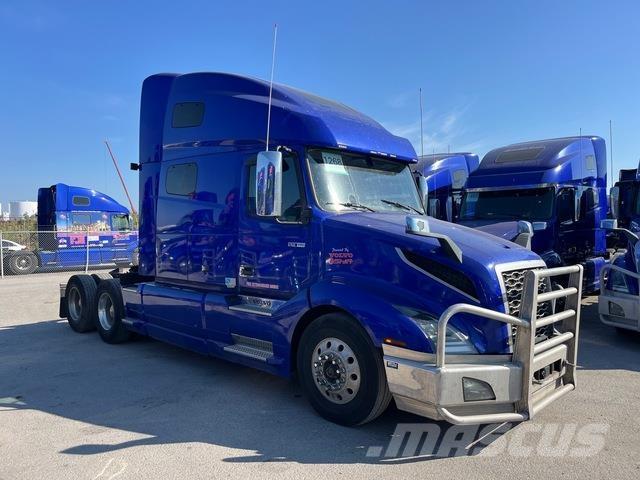 Volvo VNL760 Trekkers