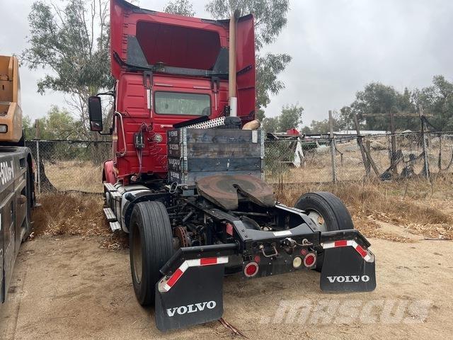 Volvo VNM Trekkers
