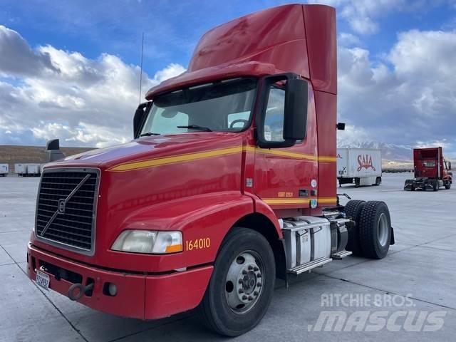 Volvo VNM Trekkers