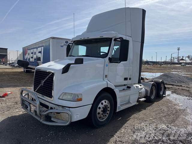 Volvo VNM Trekkers