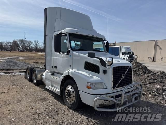 Volvo VNM Trekkers