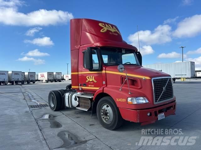 Volvo VNM Trekkers