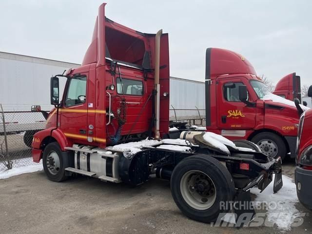 Volvo VNM Trekkers
