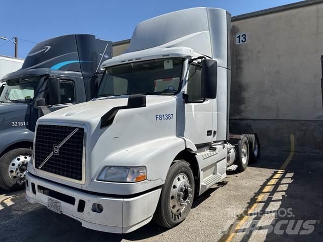 Volvo VNM Trekkers