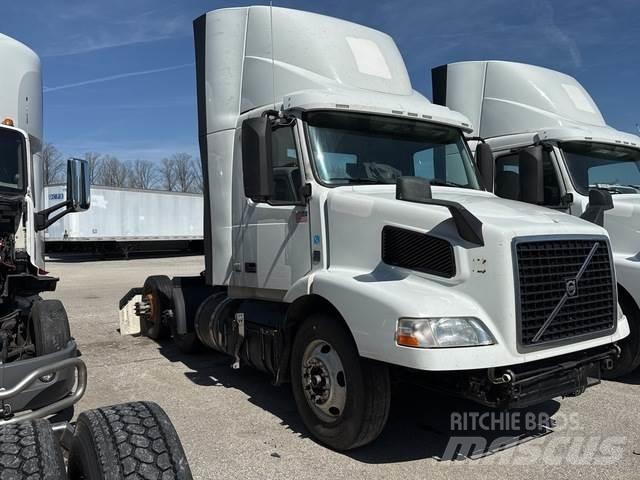 Volvo VNM Trekkers