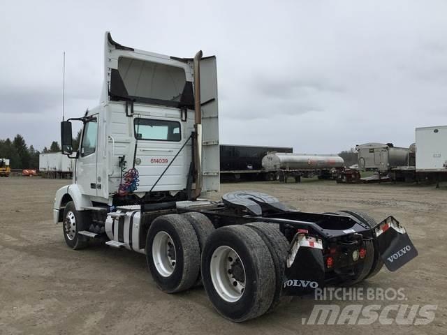 Volvo VNM Trekkers
