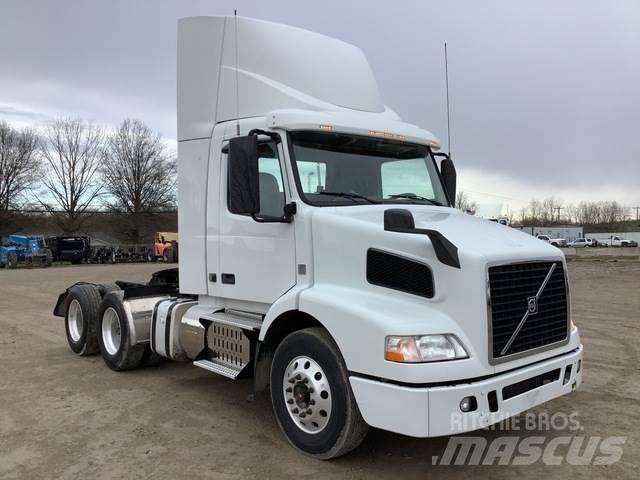 Volvo VNM Trekkers
