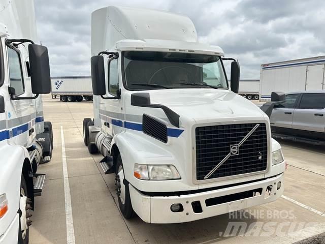 Volvo VNM Trekkers