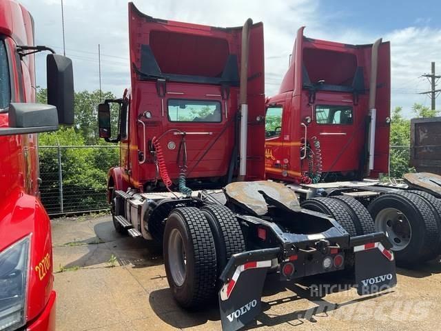 Volvo VNM Trekkers
