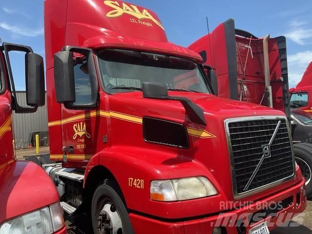 Volvo VNM Trekkers