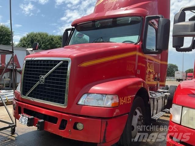Volvo VNM Trekkers