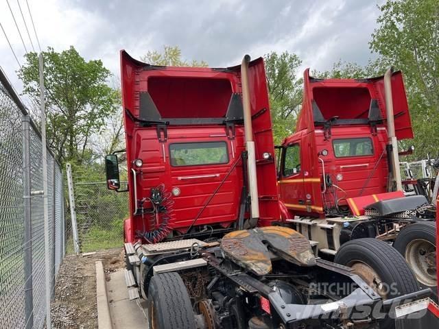 Volvo VNM Trekkers
