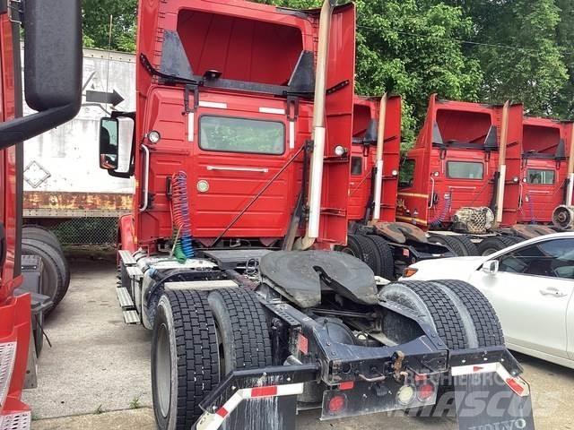 Volvo VNM Trekkers