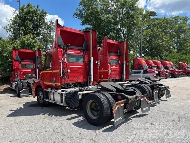 Volvo VNM Trekkers