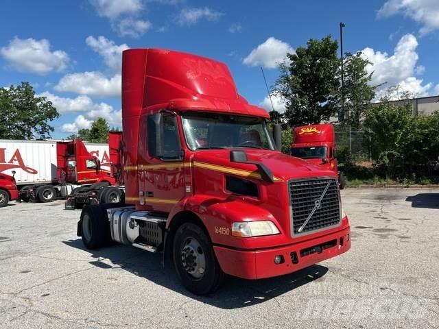 Volvo VNM Trekkers