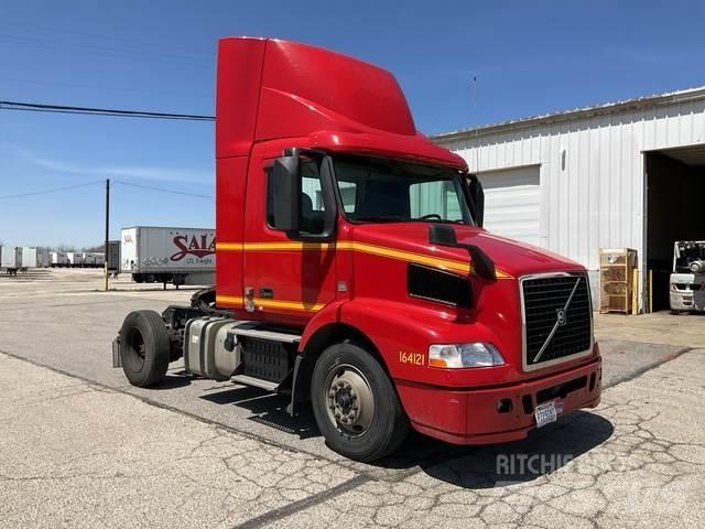 Volvo VNM Trekkers