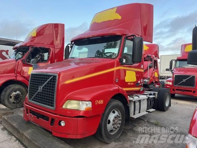 Volvo VNM Trekkers