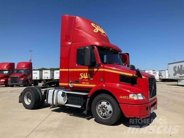 Volvo VNM Trekkers