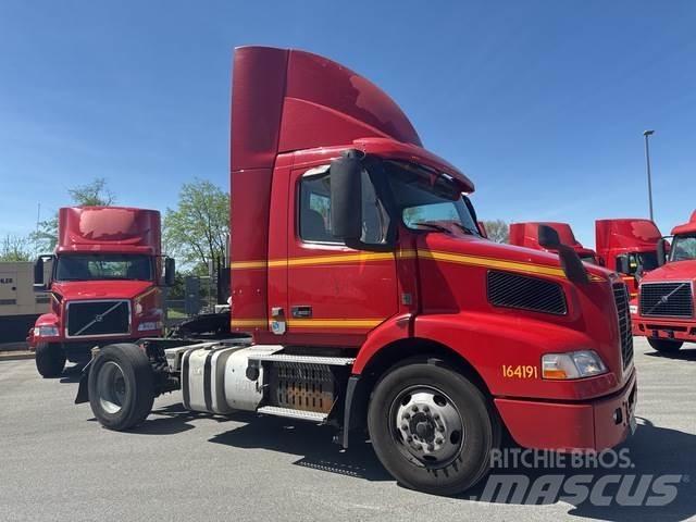 Volvo VNM Trekkers