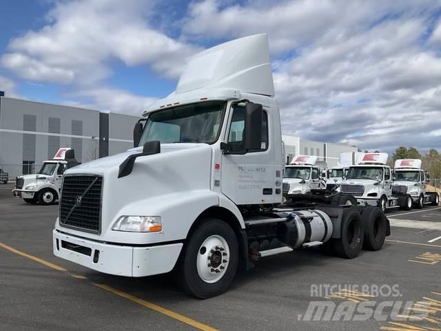 Volvo VNM Trekkers