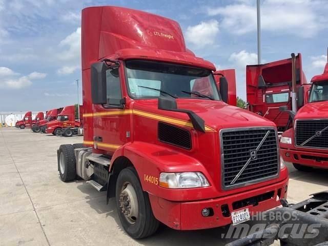 Volvo VNM Trekkers