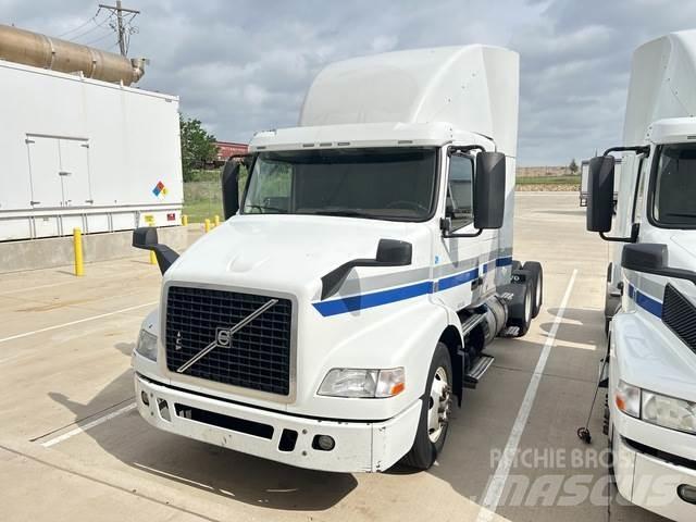 Volvo VNM Trekkers