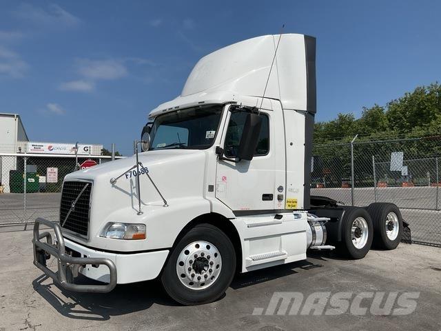 Volvo VNM Trekkers