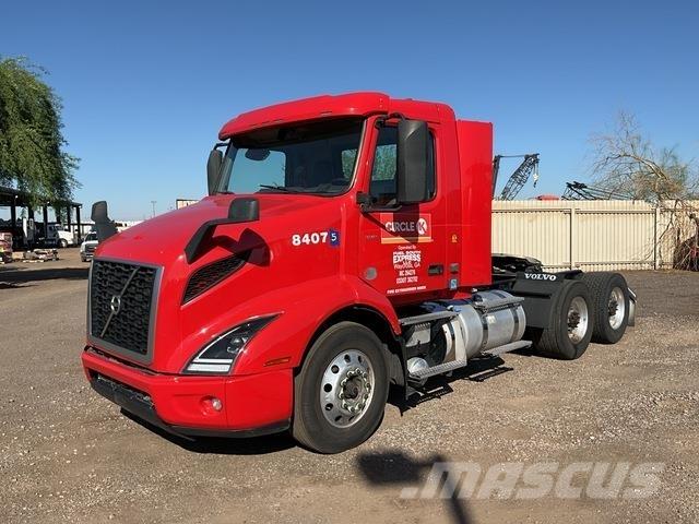 Volvo VNR Trekkers