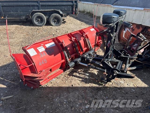 Western  Sneeuwschuivers en -ploegen