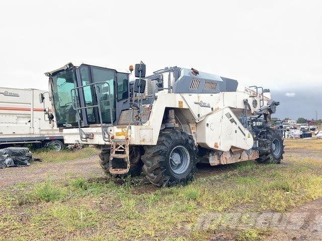 Wirtgen WR240 Grondverdichtingsmachines