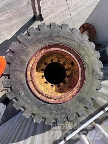 XCMG LW300K Wielladers