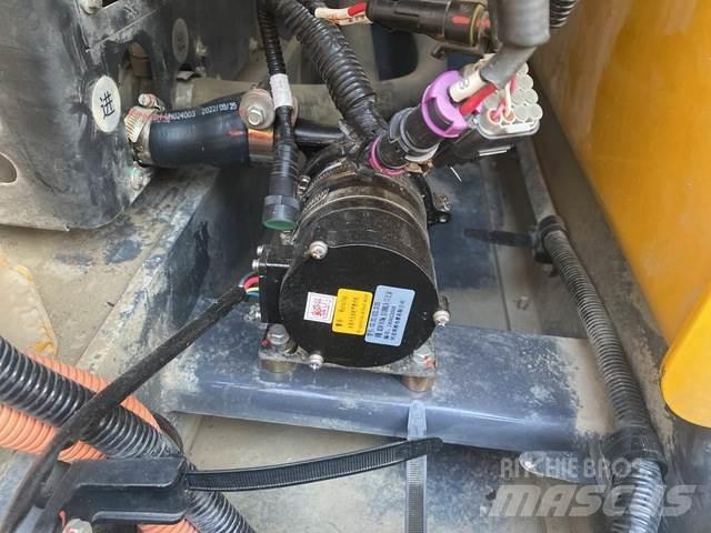 XCMG XE215E Rupsgraafmachines