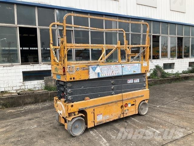 XCMG XG1008HD Schaarhoogwerkers