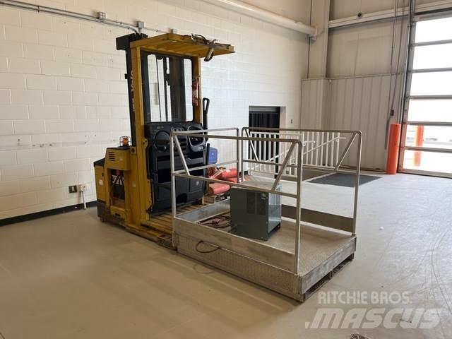Yale OS030EC Orderpicker voor middelhoog niveau