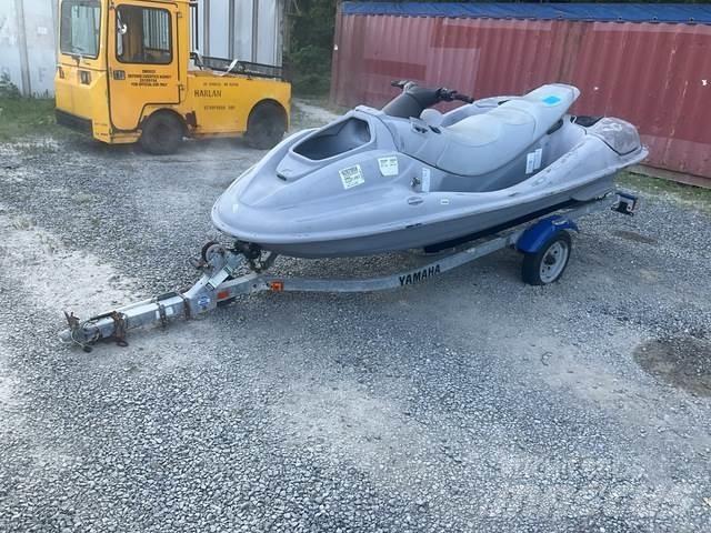 Yamaha  Werkboten en pontons