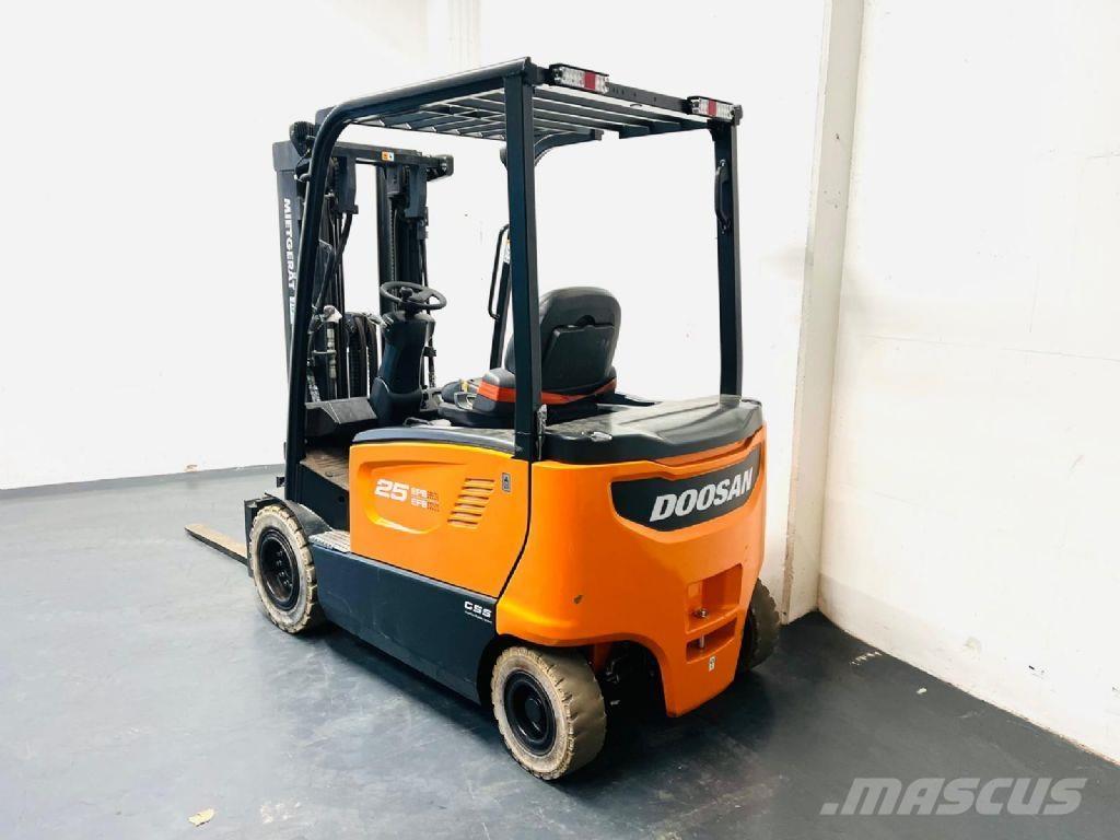 Doosan B25X-7 Plus Elektrische heftrucks