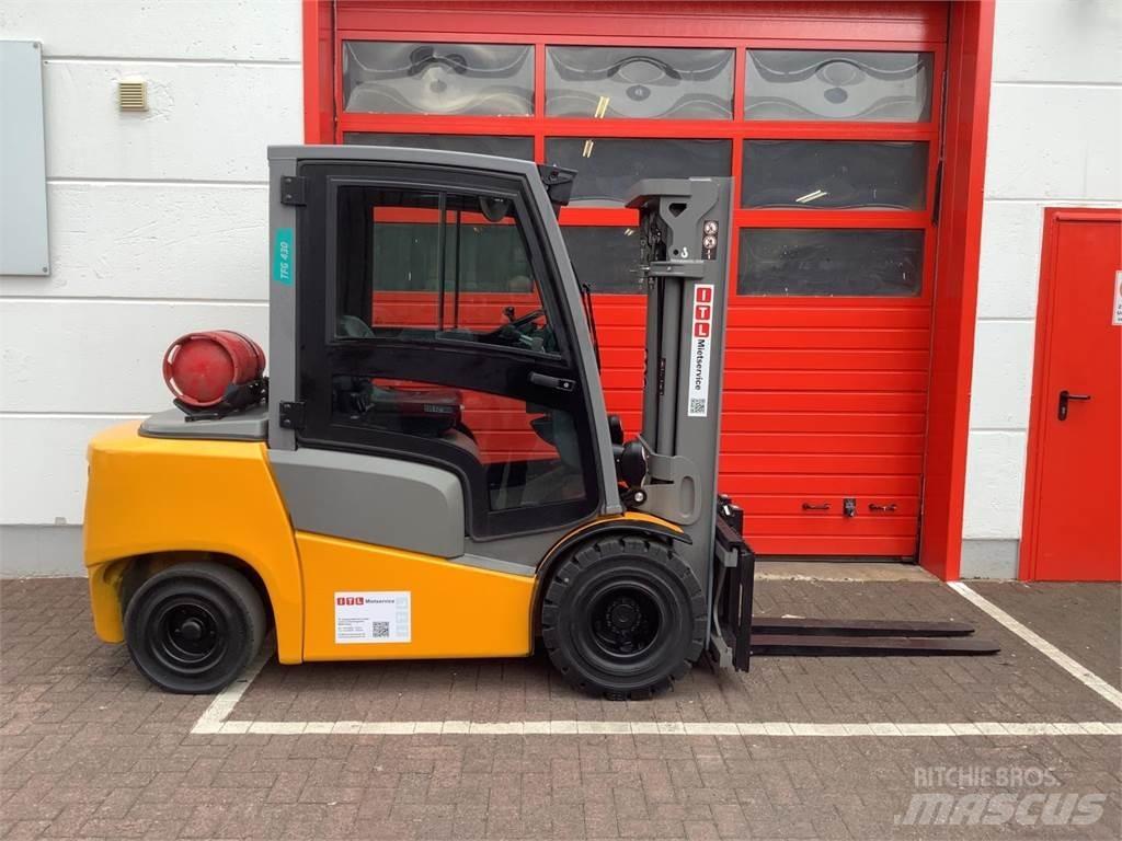 Jungheinrich TFG430 LPG heftrucks
