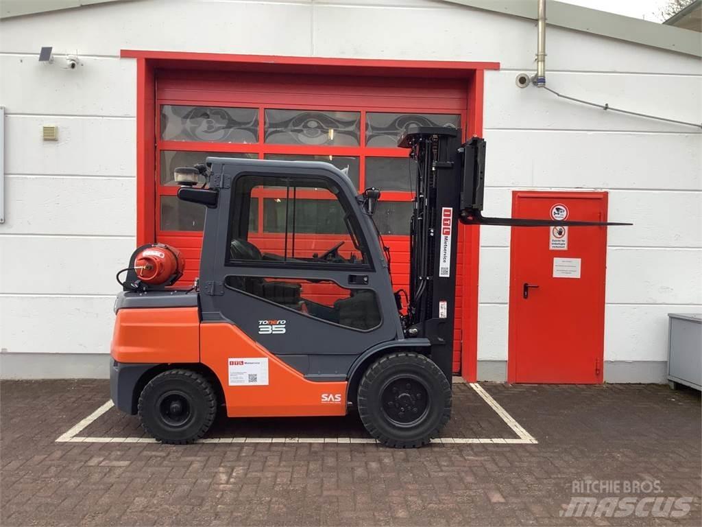 Toyota 8FGJF35 LPG heftrucks