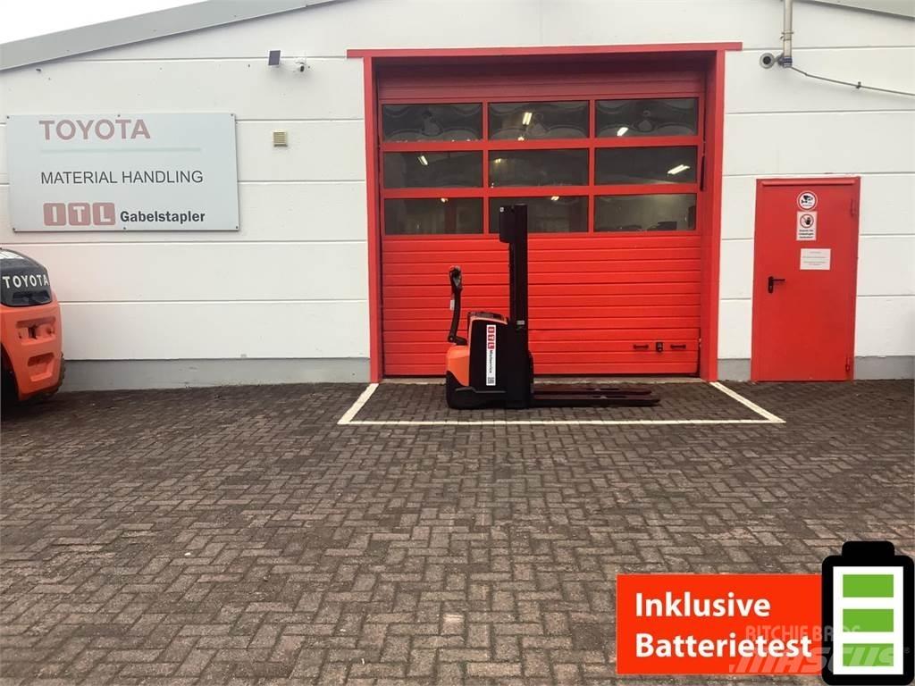Toyota SWE120 Stapelaar meeloop