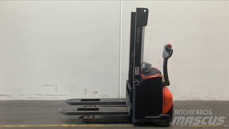 Toyota SWE120 Stapelaar meeloop