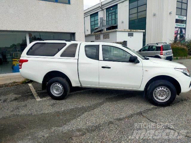 Fiat FULLBACK Platte bakwagens