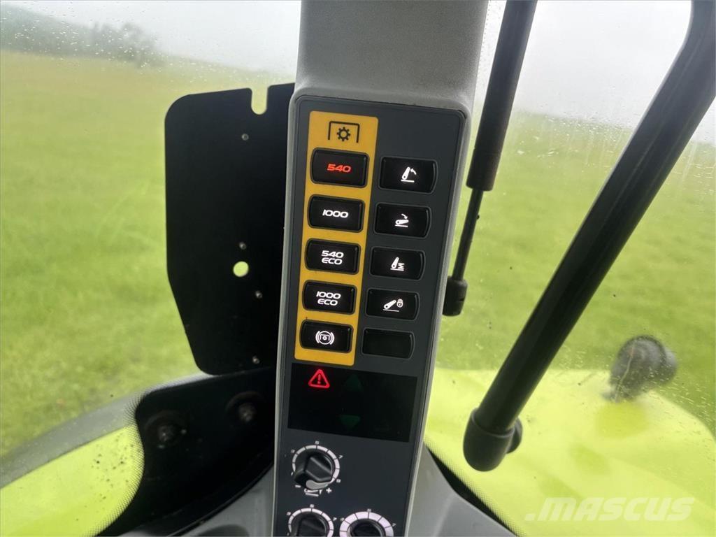 CLAAS ARION 610 Tractoren