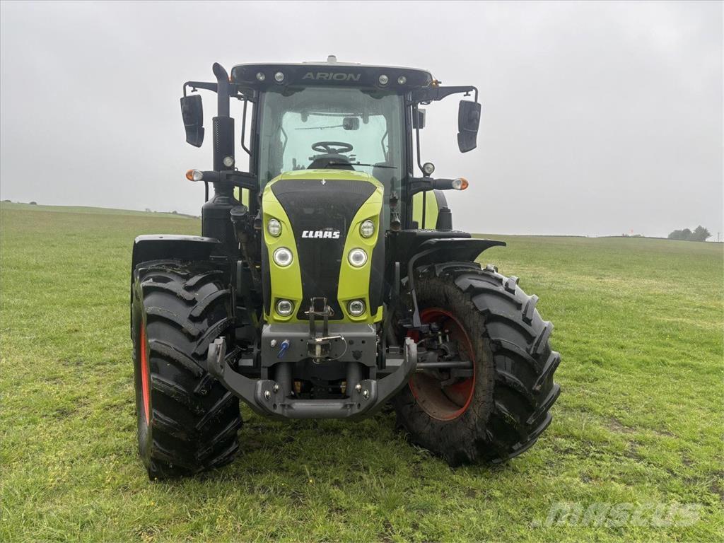 CLAAS ARION 610 Tractoren