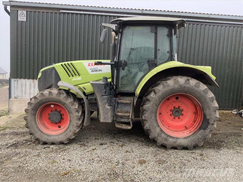 CLAAS ARION 620 Tractoren